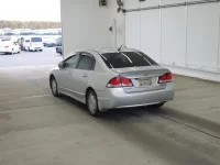 Honda CIVIC HYBRID лот № 2072 оценка 3.5  с аукциона в Японии 1