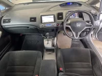 Honda CIVIC HYBRID лот № 2072 оценка 3.5  с аукциона в Японии 4