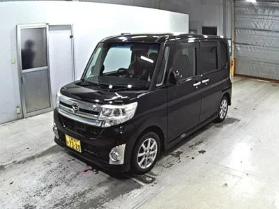 Daihatsu TANTO  с аукциона в Японии