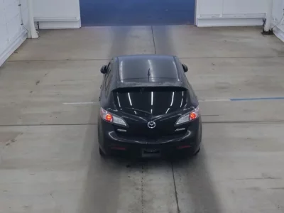 Mazda AXELA  с аукциона в Японии