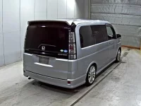 Honda STEP WAGON лот № 9147 оценка 3.5  с аукциона в Японии 4