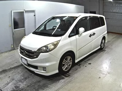 Honda STEP WAGON  с аукциона в Японии