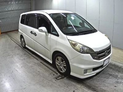 Honda STEP WAGON  с аукциона в Японии
