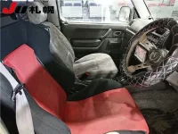 Suzuki JIMNY лот № 98 оценка R  с аукциона в Японии 3