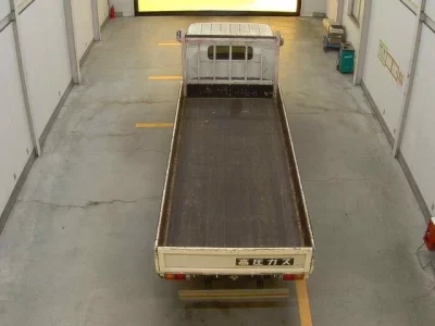 Mitsubishi CANTER  с аукциона в Японии