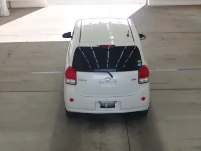 Toyota PORTE  с аукциона в Японии