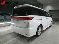 Nissan ELGRAND лот № 115 оценка 3.5  с аукциона в Японии 1