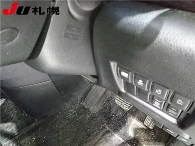 Nissan ELGRAND  с аукциона в Японии