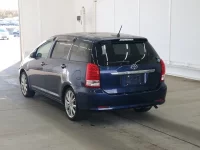 Toyota WISH лот № 2115 оценка 3.5  с аукциона в Японии 1