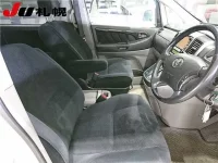 Toyota ALPHARD лот № 131 оценка 3  с аукциона в Японии 4