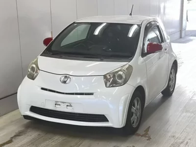 Toyota IQ