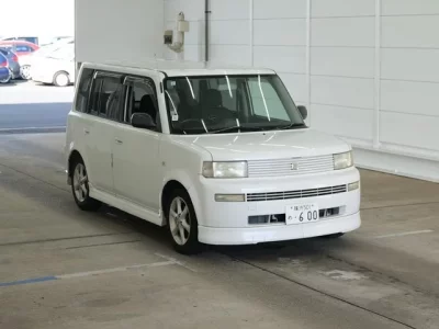 Toyota BB  с аукциона в Японии