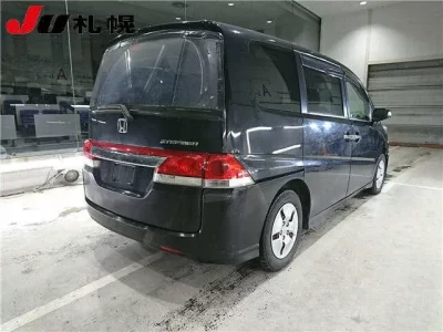 Honda STEP WAGON  с аукциона в Японии