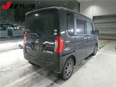 Daihatsu TANTO  с аукциона в Японии