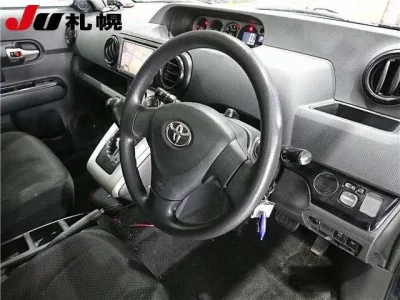 Toyota COROLLA RUMION  с аукциона в Японии