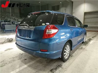 Honda FIT SHUTTLE  с аукциона в Японии