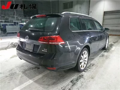 Volkswagen GOLF VARIANT  с аукциона в Японии