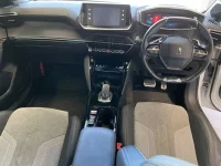 Peugeot 208 лот № 2143 оценка 4  с аукциона в Японии 4