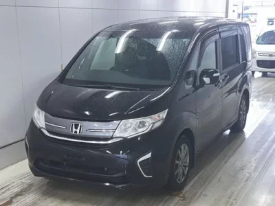 Honda STEP WAGON  с аукциона в Японии