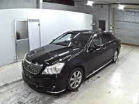 Toyota CROWN лот № 9258 оценка 3.5  с аукциона в Японии 2