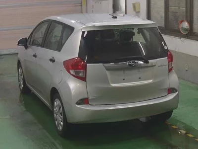 Subaru TREZIA  с аукциона в Японии