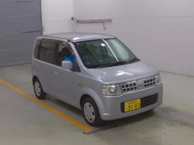 Nissan OTTI  с аукциона в Японии