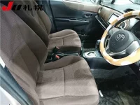 Toyota VITZ лот № 180 оценка 3.5  с аукциона в Японии 3