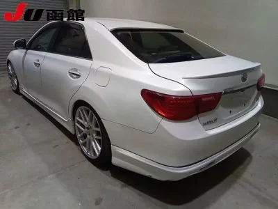Toyota MARK X  с аукциона в Японии