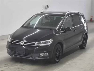 Volkswagen GOLF TOURAN  с аукциона в Японии