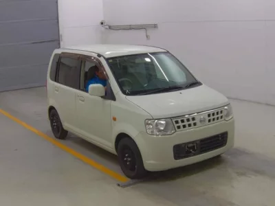 Nissan OTTI  с аукциона в Японии