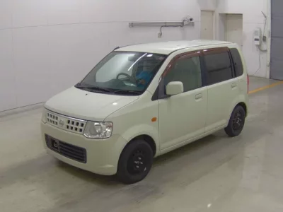 Nissan OTTI  с аукциона в Японии