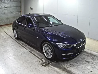 BMW 3-Series  с аукциона в Японии