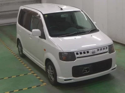 Nissan OTTI  с аукциона в Японии