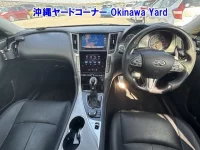 Nissan SKYLINE лот № 43128 оценка 3  с аукциона в Японии 1