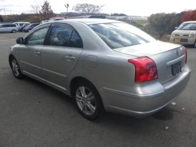 Toyota AVENSIS SEDAN