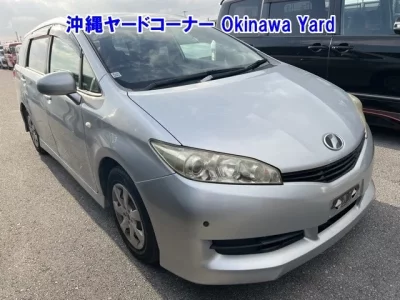Toyota WISH  с аукциона в Японии