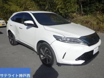 Toyota HARRIER  с аукциона в Японии