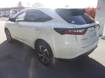 Toyota HARRIER  с аукциона в Японии