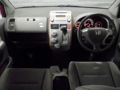 Honda MOBILIO  с аукциона в Японии