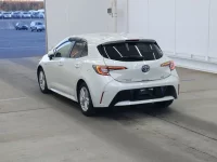 Toyota COROLLA SPORT лот № 2220 оценка 4  с аукциона в Японии 1