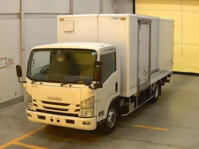 Isuzu ELF  с аукциона в Японии
