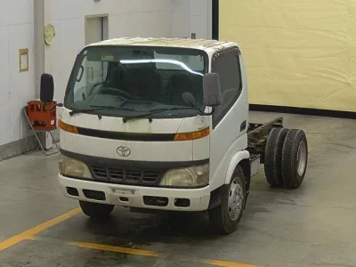 Toyota DYNA  с аукциона в Японии