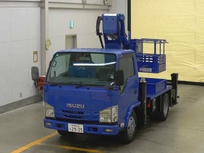 Isuzu ELF