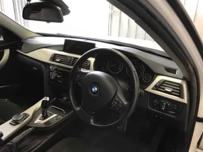 BMW 3-Series  с аукциона в Японии