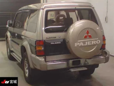 Mitsubishi PAJERO  с аукциона в Японии
