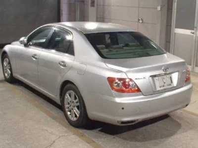 Toyota MARK X  с аукциона в Японии