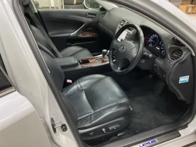 Lexus IS  с аукциона в Японии