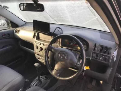 Toyota SUCCEED  с аукциона в Японии