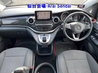 Mercedes-Benz V CLASS