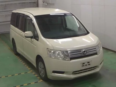 Honda STEP WAGON  с аукциона в Японии